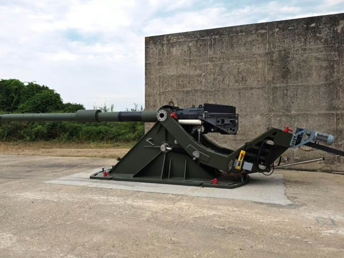Leonardo’dan yeni nesil 120 mm L55 tank topu ve VULCANO mühimmatı tanıtımı
