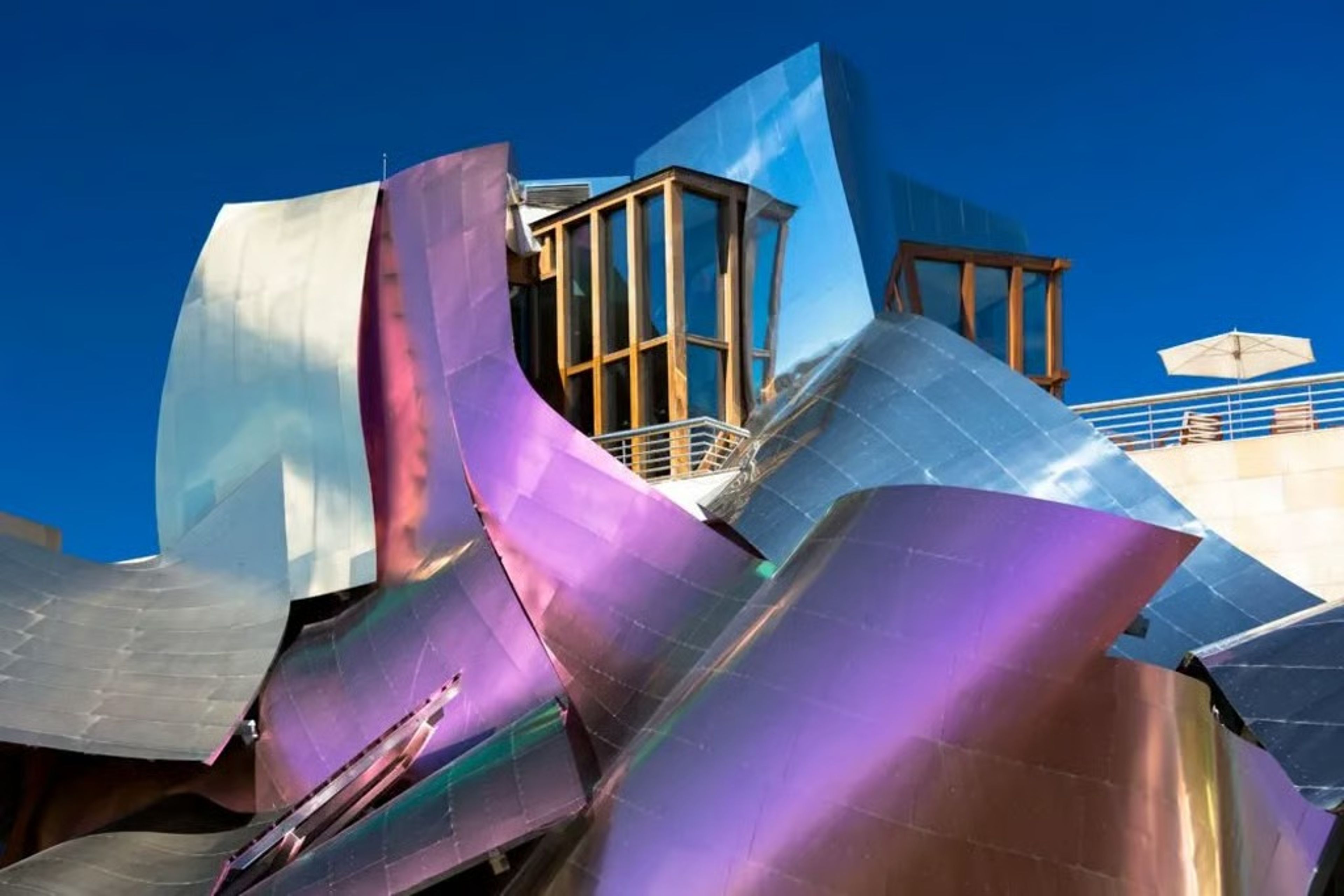 Rekorların mimarı :Frank O. Gehry'nin akılda kalan eserleri