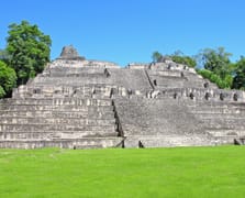 1700 yıllık Maya Kralı'nın hazinesi ve mezarı bulundu