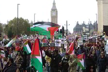 İngiltere'de Filistin'e destek veren 60 kişi yargılanacak