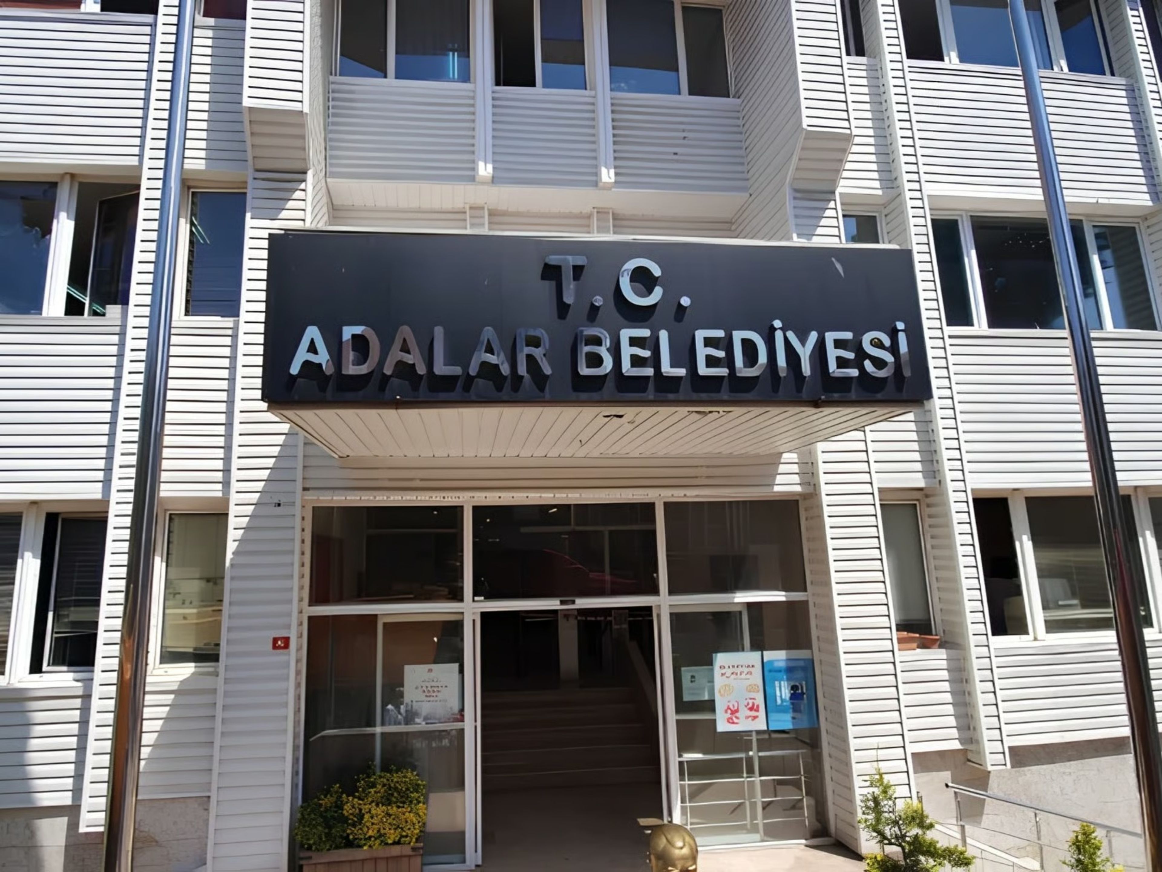 Adalar Belediyesi'nde imar incelemesi
