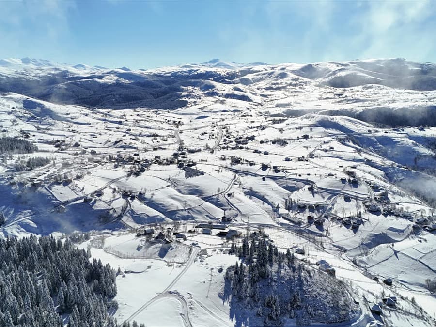 Ordu’da karlı ve sisli muhteşem manzara