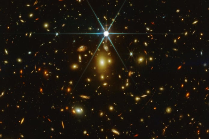 Bilinen en uzak yıldızın yalnız olmadığı ortaya çıktı