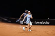 Milli tenisçiden kariyer galibiyeti: Zeynep Sönmez Stuttgart 500'de tarih yazdı