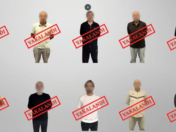 Uluslararası takip sonuç verdi: Kırmızı bültenle aranan 9 suçlu dahil 10 firari ülkeye getirildi