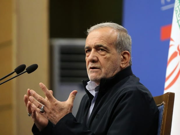 İran Cumhurbaşkanı Pezeşkiyan'dan İsrail'e karşı halka birlik mesajı