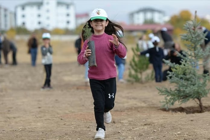 Tarım ve Orman Bakanlığı, her ay farklı temalarla öğrencileri doğayla buluşturacak