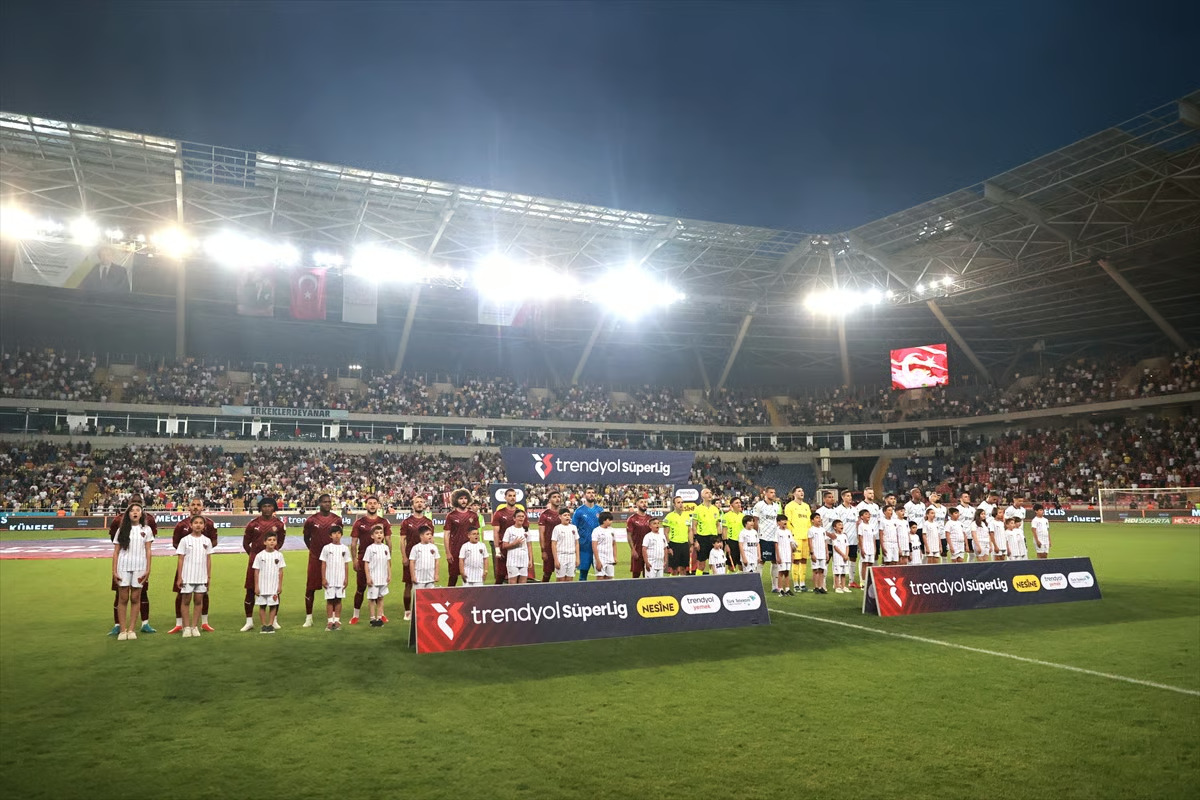 Süper Lig'de son hafta fikstürü açıklandı