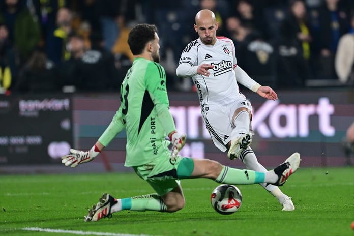 Beşiktaş baskısını artırdı