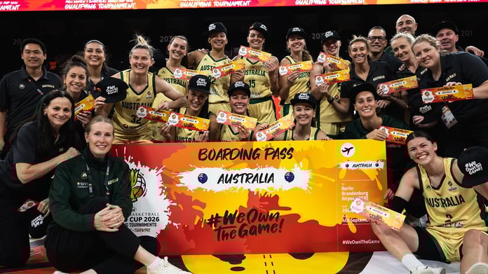 Avustralya üst üste madalyalarla formda