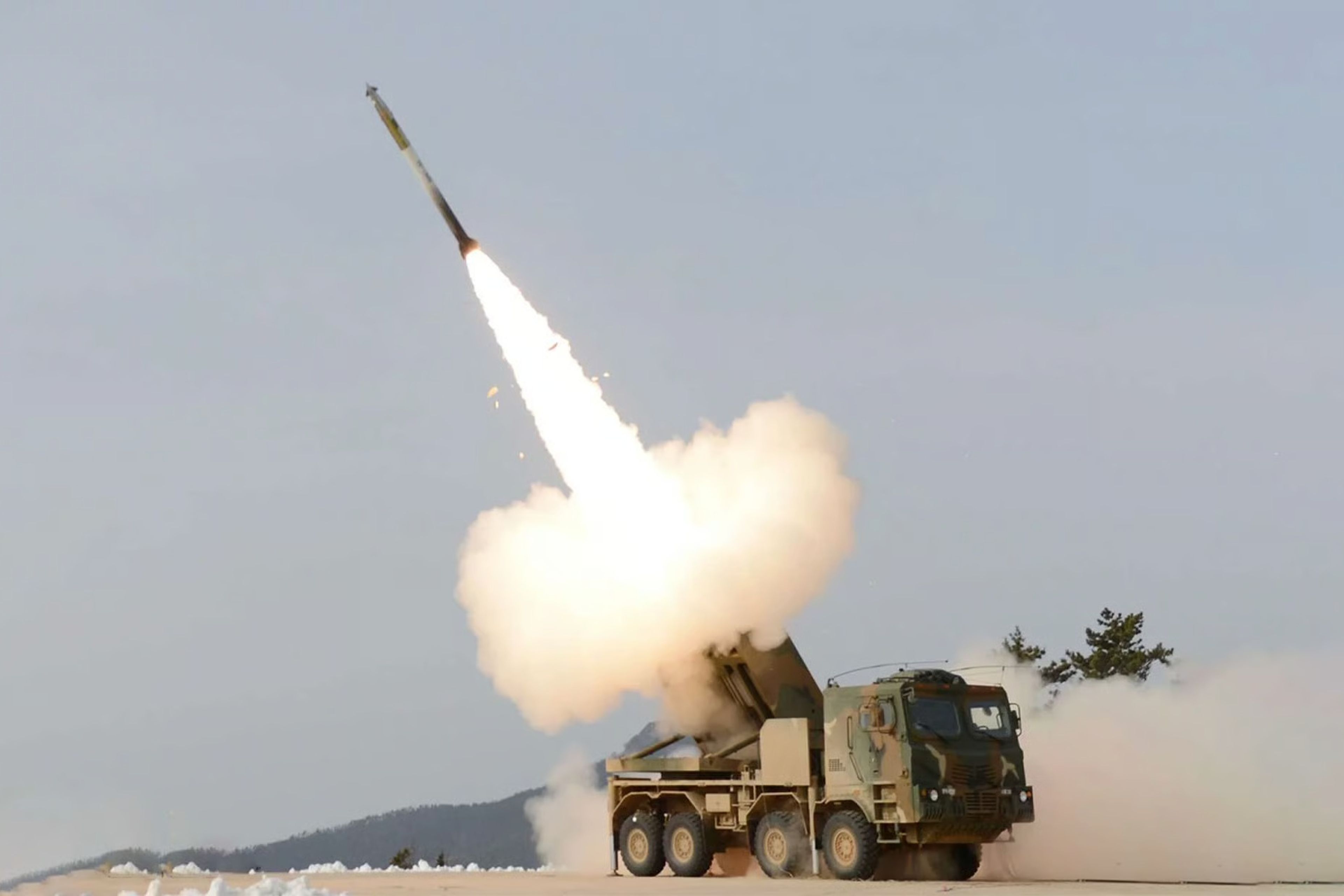 Norveç, HIMARS ve Chunmoo’yu seçti: Alman roketatar sistemi elendi