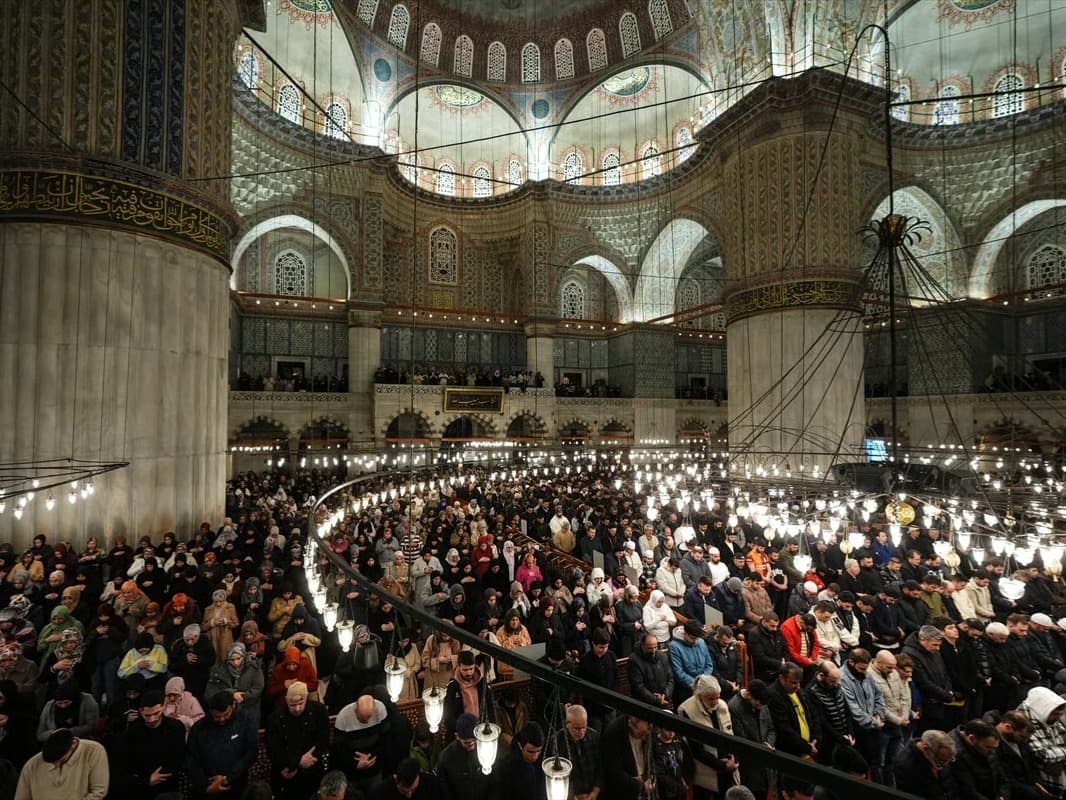 Yurt genelinde Kadir Gecesi idrak edildi