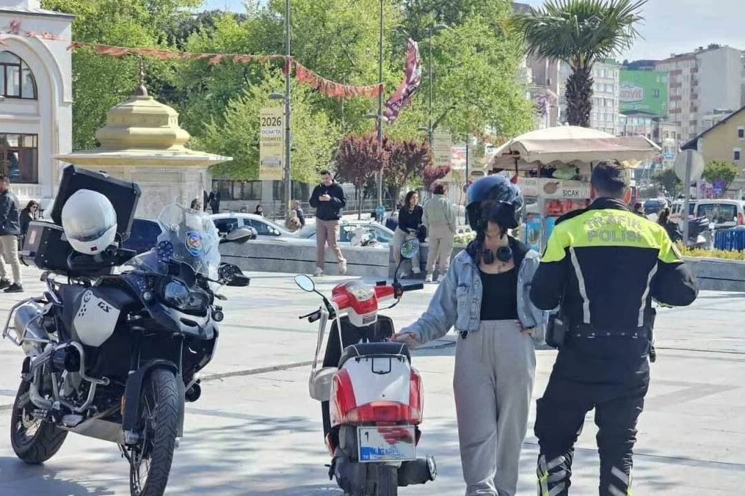 Motosikletlere park yasağı