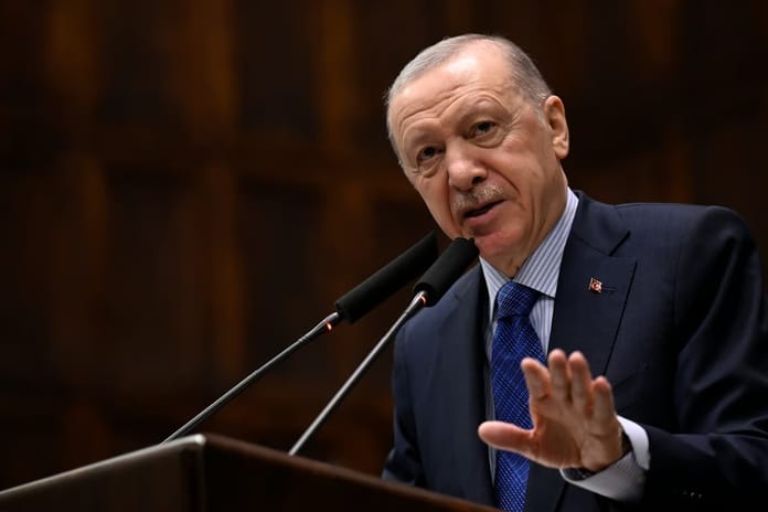 Cumhurbaşkanı Erdoğan'dan CHP'ye: Güya şeffaf olacaklardı, bantçı olup çıkmışlar