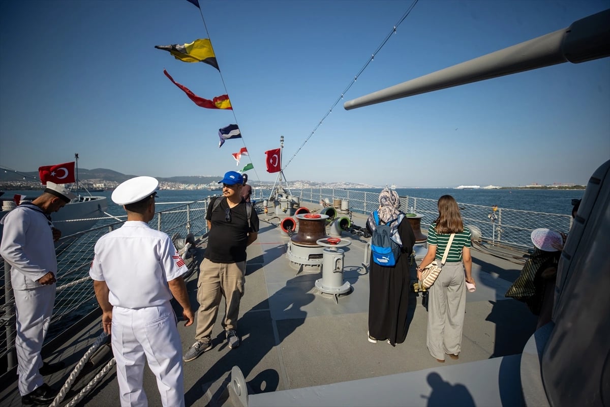 TCG Yavuz'un yeni görevi gelecek nesillere denizciliği sevdirmek