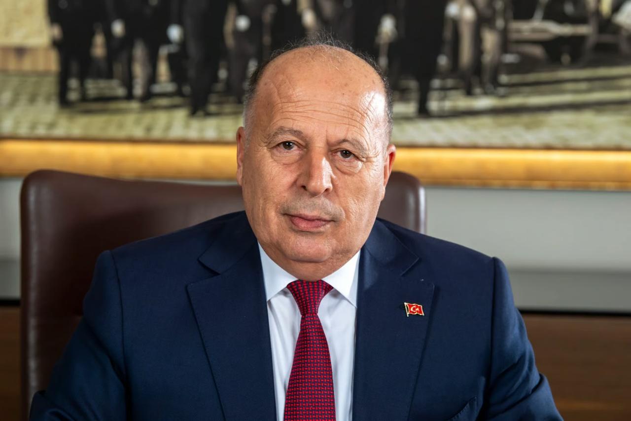 Yüreğir Belediye Başkanı görevinden uzaklaştır