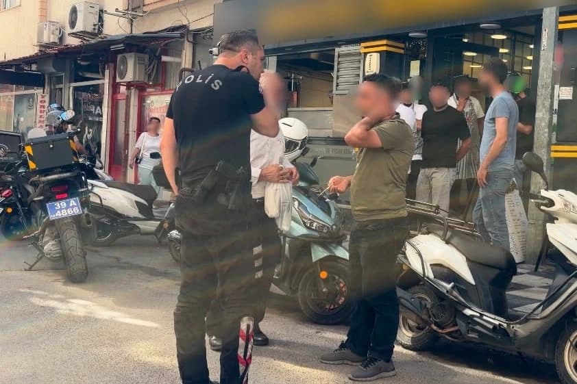 Baba-oğul arasındaki uyuşturucu testi tartışması kavgaya dönüştü