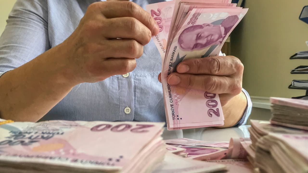 Esnaf kredilerinde yeni dönem: Faiz indirimi oranları değişti
