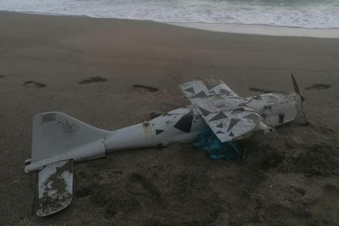 Halk Plajı'nda kıyıya vuran İHA ekipleri alarma geçirdi