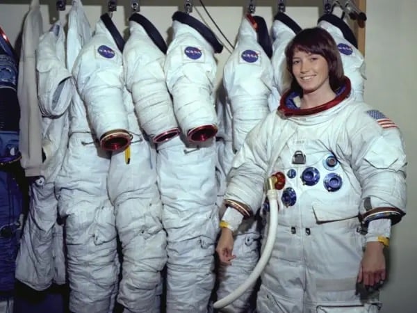 NASA, kadın astronotlara nasıl hazırlandı?