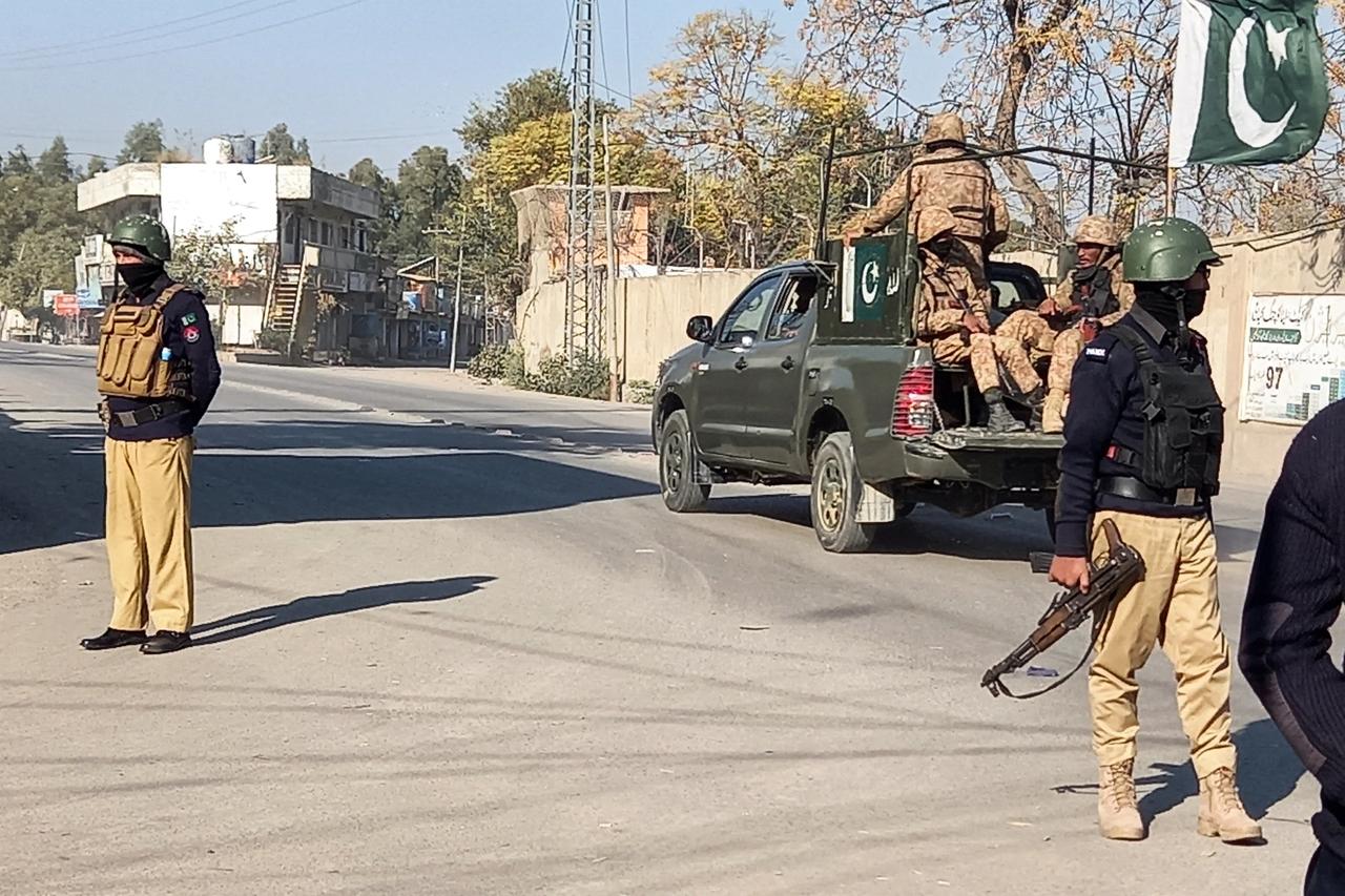 Pakistan ile Taliban arasındaki çatışmalar yeniden başladı