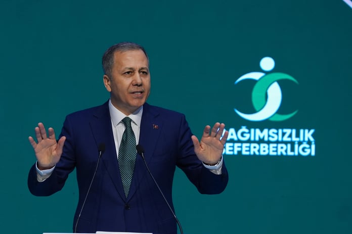 İçişleri Bakanlığı turizm bölgelerinde "Kabul edilemez görüntüler" açıklaması