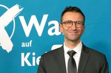 Kiel’de Türk Belediye Başkanı Samet Yılmaz göreve başladı