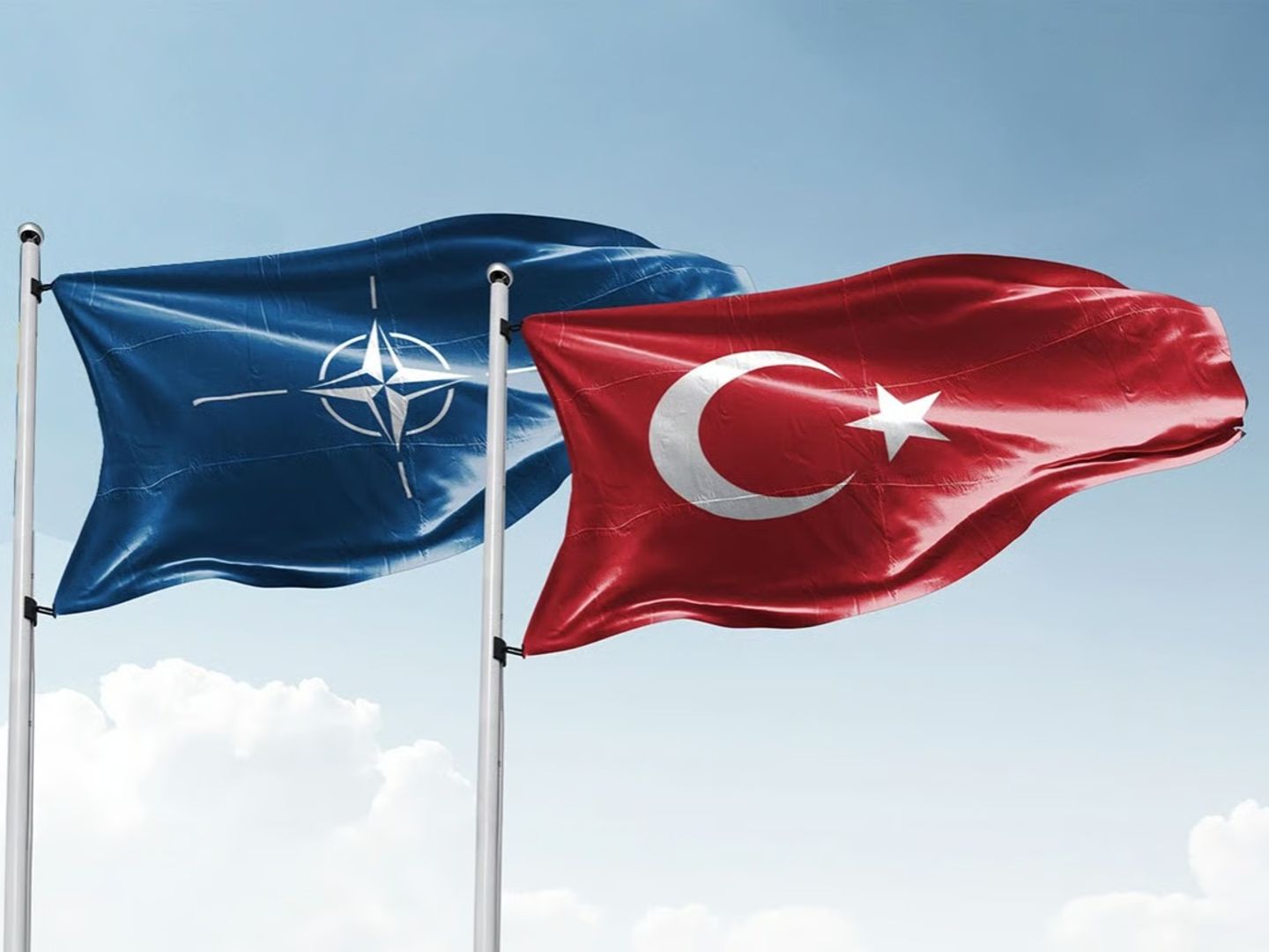 NATO Türk hava sahasına yönelen balistik füzenin etkisiz hale getirilmesinin ardından açıklama yaptı