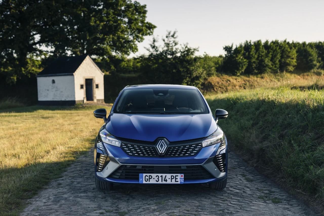 Türkiye'de yılın otomobili yarışmasında zafer Renault Clio'nun oldu