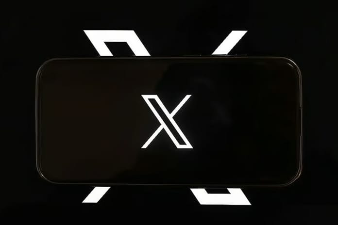 Venezuela'da Maduro'nun yasakladığı X 17 ay sonra açıldı