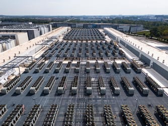 Trump Admin Drafts Import Ban on Chinese Data Center Tech