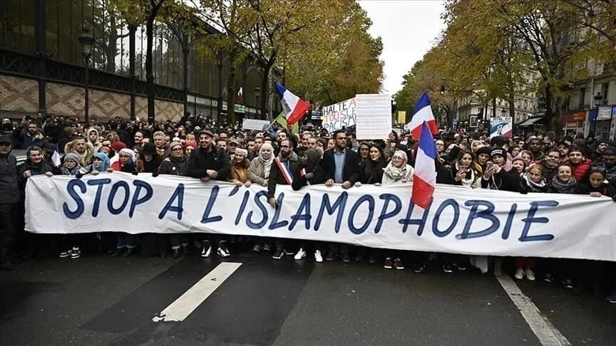 Fransa'da İslam düşmanlığı seçim vaadine dönüştü