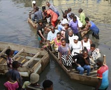Kongo'da sel felaketi: 50'si çocuk en az 100 ölü