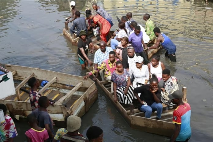 Kongo'da sel felaketi: 50'si çocuk en az 100 ölü