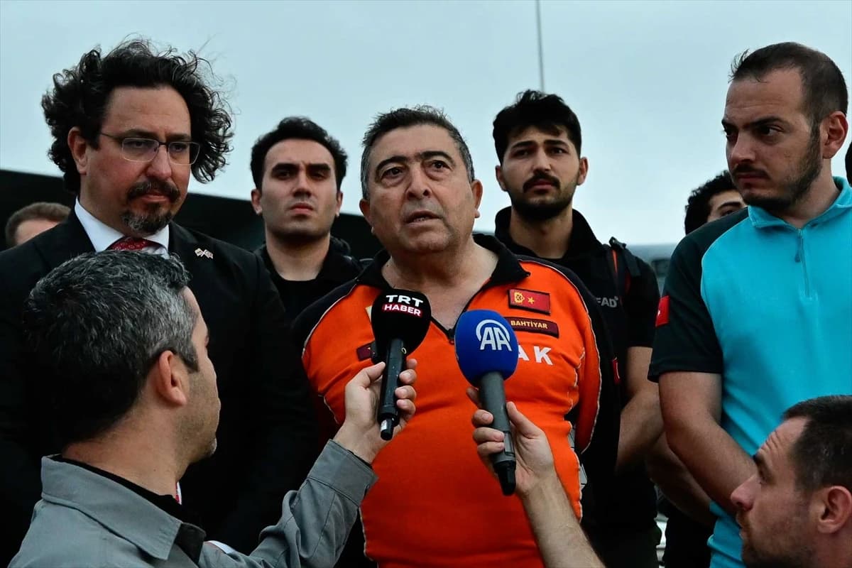 Türkiye’nin arama kurtarma ekipleri depremle sarsılan Venezuela’ya ulaştı