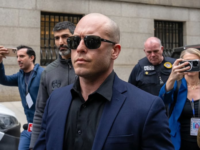 ABD Özel Kuvvetleri mensubu Van Dyke suçlamaları reddetti