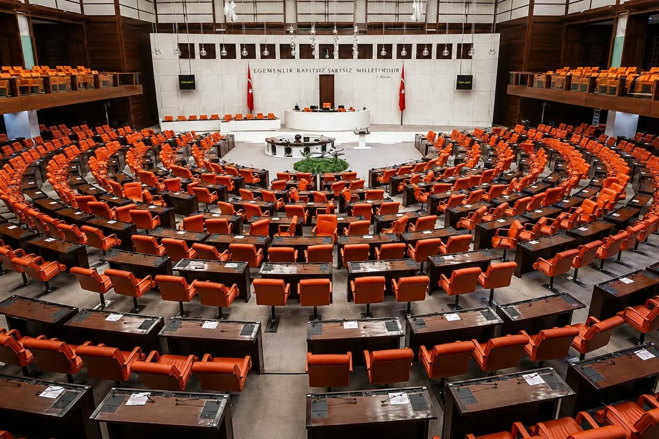 12. Yargı Paketi son dakika gelişmeleri: İşte yasalaşan maddeler! Denetimli serbestlik çıktı mı?