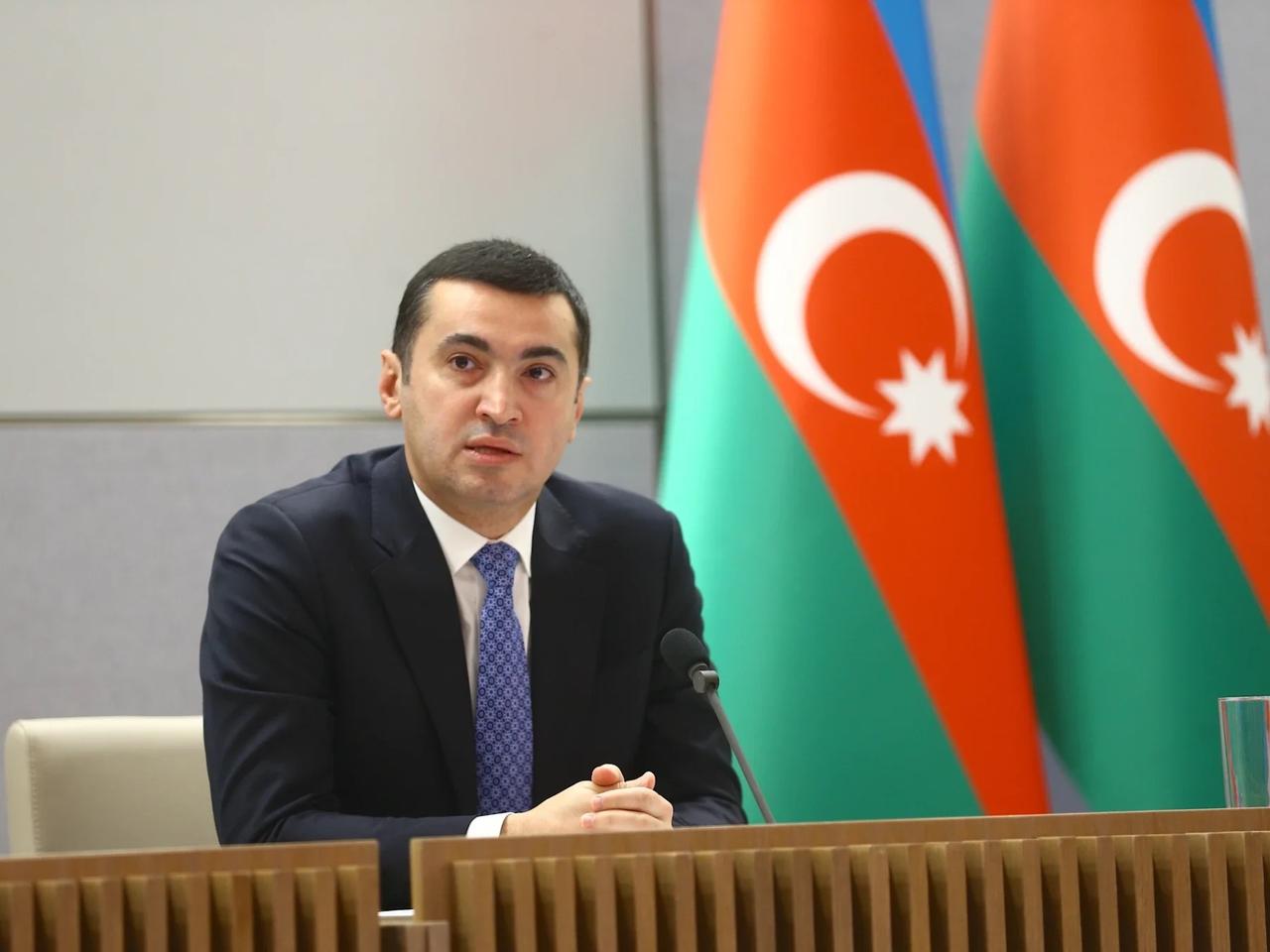 Bakü'den Trump Yolu'na şartlı destek