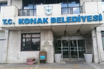 İzmir Büyükşehir ve Konak Belediyelerine operasyon: İki ihalede usulsüzlük iddiası