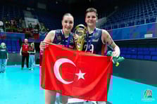 Ebrar Karakurt'tan önce lig şampiyonluğu, sonra Rusya Kupası zaferi ve MVP ödülü