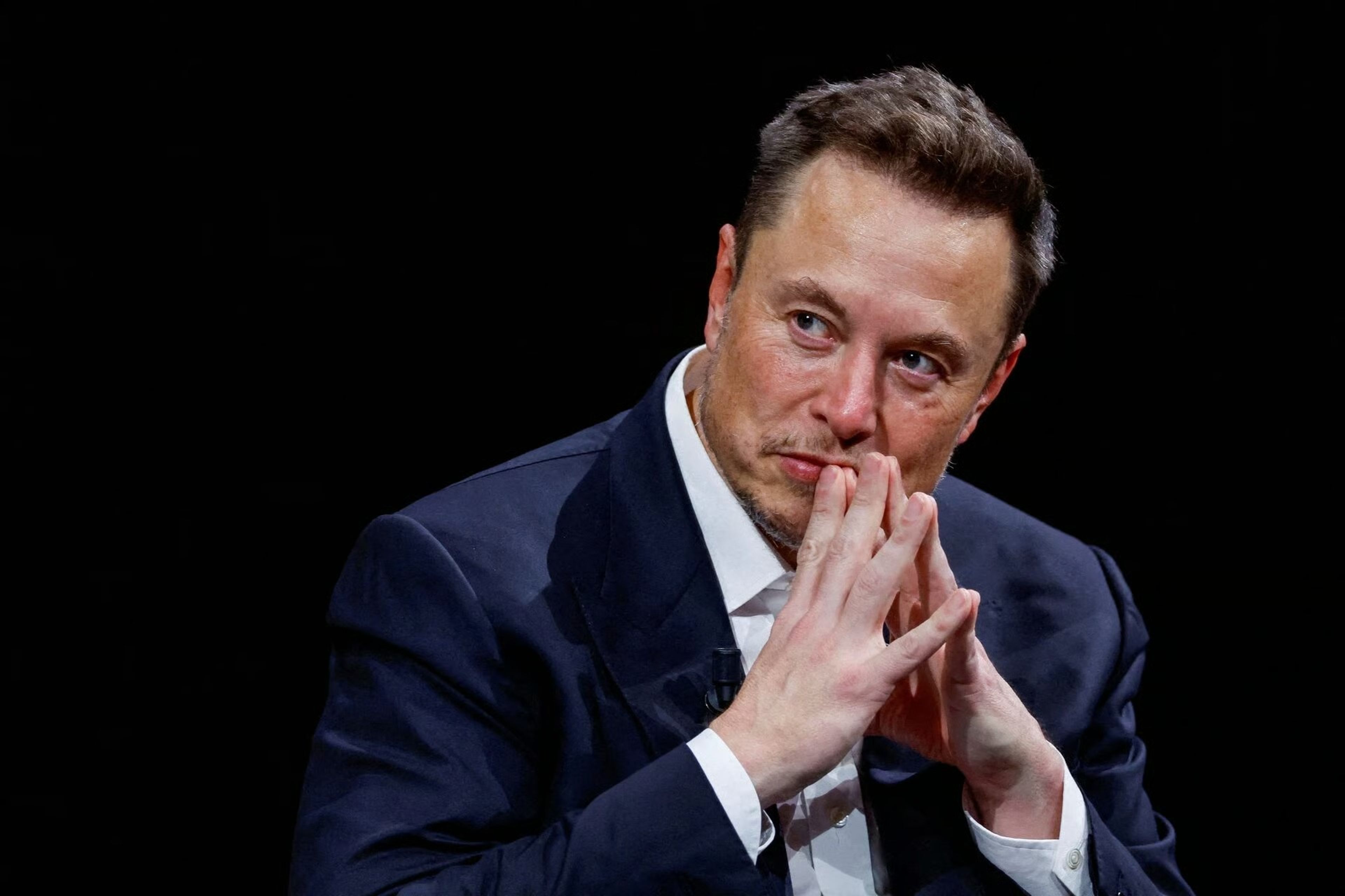 Elon Musk'tan sert OpenAI çıkışı