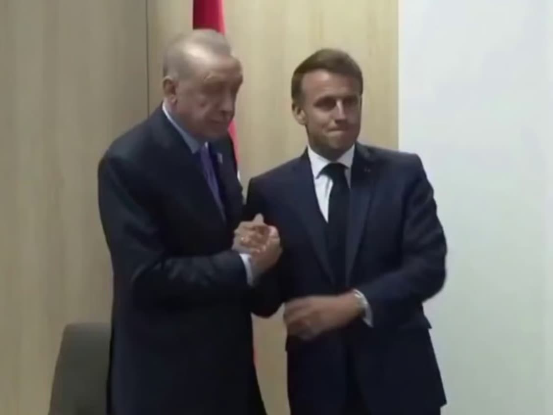 Erdoğan'dan Macron'a beklemediği hamle