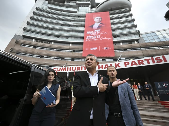 CHP'nin şaibeli kurultay davası 24 Ekim’e ertelendi