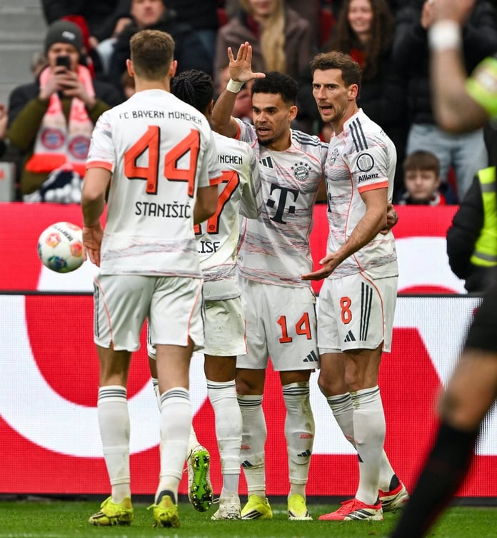 Bundesliga: Bayern Münih 9 kişiyle direndi