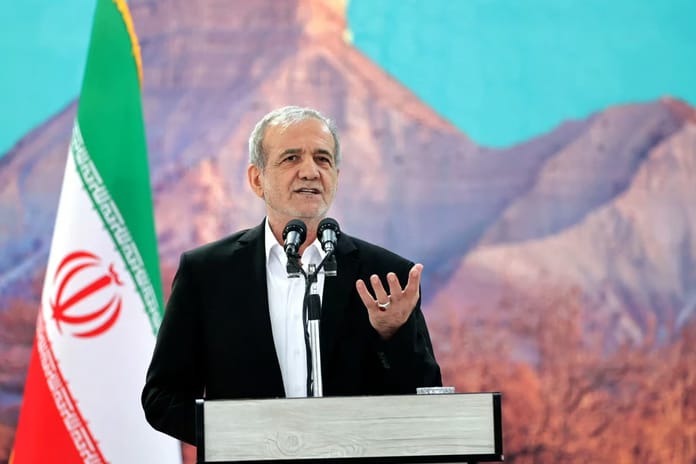 Pezeşkiyan'dan müzakere mesajı: Barış istiyoruz ama her senaryoya hazırız