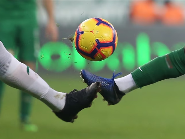 Futbol transferinde tarihi rekor kırıldı: Erkek ve kadın futbolunda bonservis harcamaları zirveye çıktı