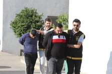 'Neden işe gitmiyorsun' kavgası kanlı bitti: Kuzenini öldürdü