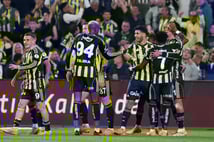 Fenerbahçe liderin puan kaybını avantaja çevirdi: Asensio açtı, Nene şov yaptı