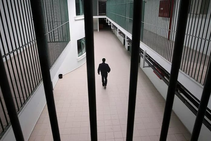 AK Parti'den 'genel af' konusunda net ve kesin yanıt