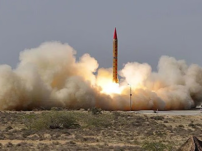 Kuzey Kore füzesi Japonya'da panik yarattı